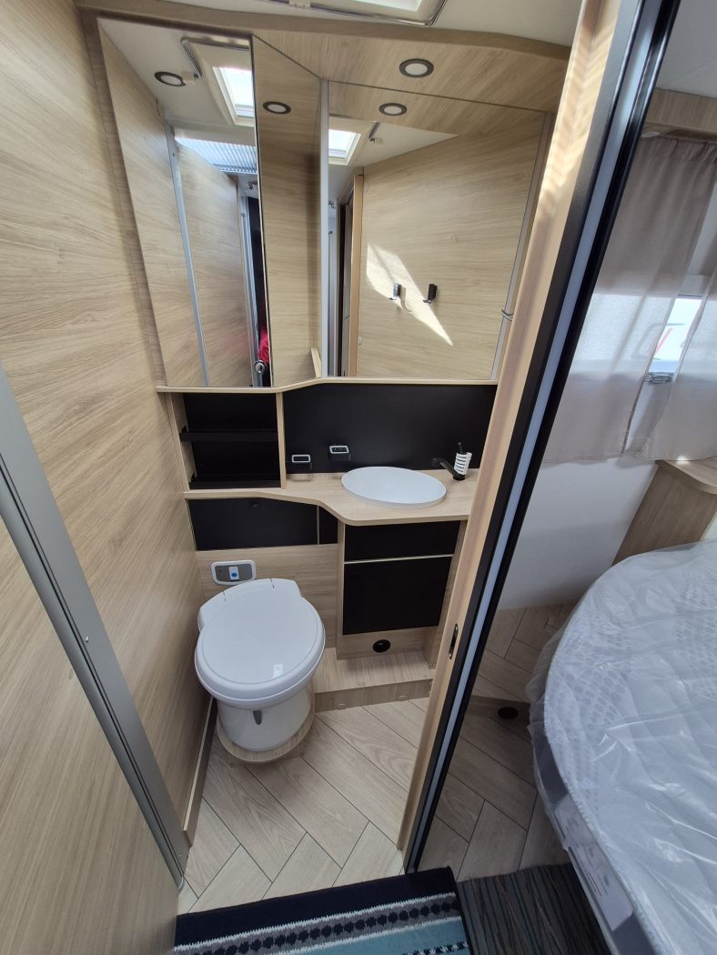 CHALLENGER 328 GRAPHITE EDITION LETTO NAUTICO 2026 - foto 16