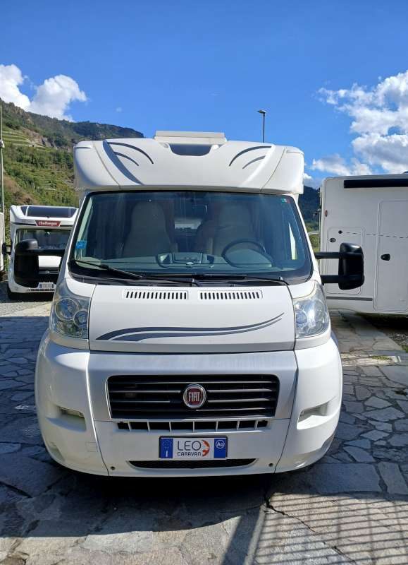 VENDUTO SEMINTEGRALE LAIKA X 715