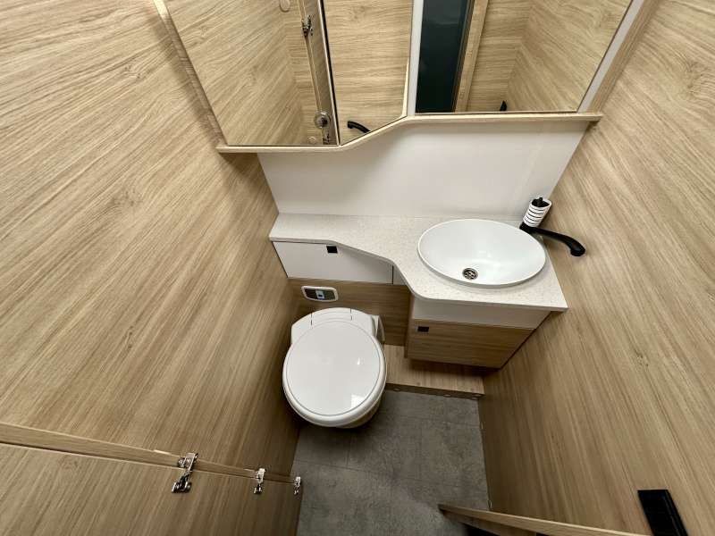 CHALLENGER 317 Ultimate Edition – Cambio automatico – PRONTA CONSEGNA - foto 20