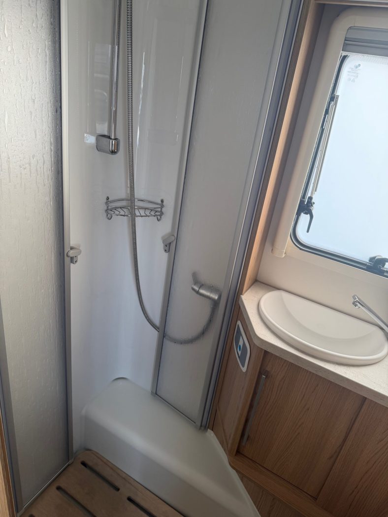 LMC CRUISER T 662 (GRUPPO HYMER ) - foto 7