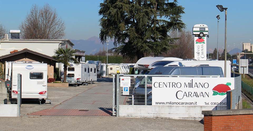 Centro Milano Caravan: Vendita Sunlight, Challenger, Caravelair, LMC e noleggio camper a Seregno - foto 5
