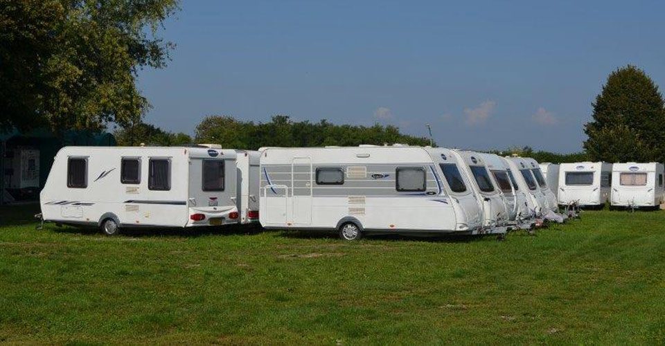 Centro Milano Caravan: Vendita Sunlight, Challenger, Caravelair, LMC e noleggio camper a Seregno - foto 6