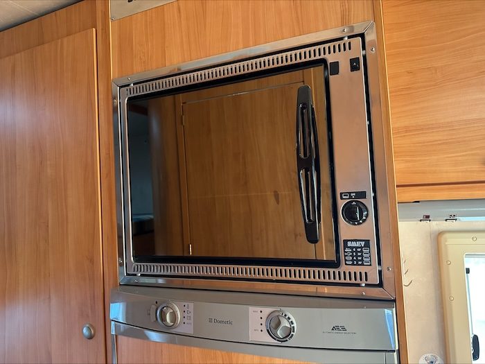 ADRIA CORAL A 680SK – USATO - foto 11