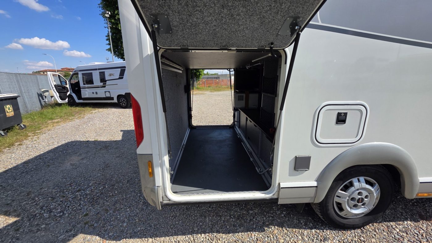 Carthago Chic E-Line I 44 Pat B Euro 6 Davvero Full Full - foto 5