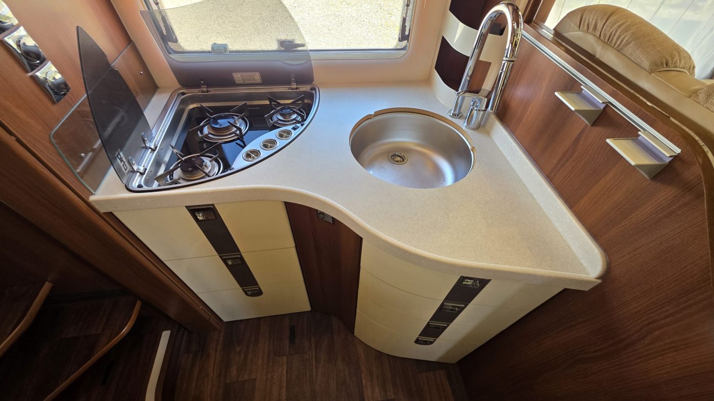 Carthago Chic E-Line I 44 Pat B Euro 6 Davvero Full Full - foto 11