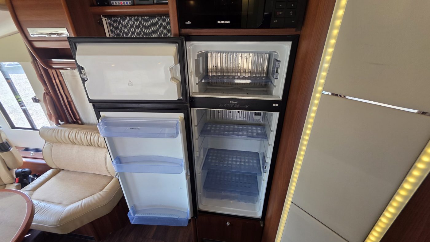 Carthago Chic E-Line I 44 Pat B Euro 6 Davvero Full Full - foto 17