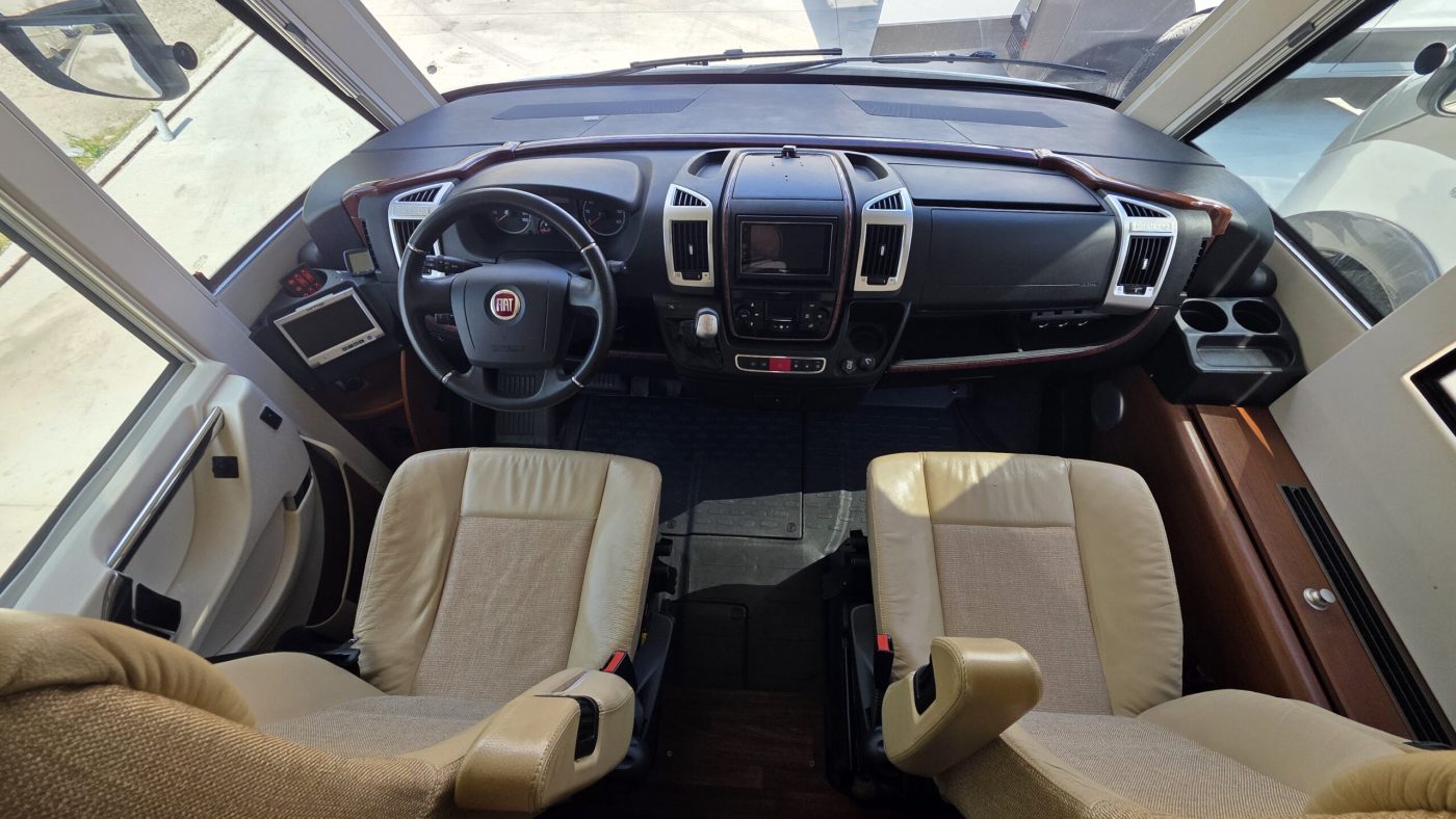 Carthago Chic E-Line I 44 Pat B Euro 6 Davvero Full Full - foto 19
