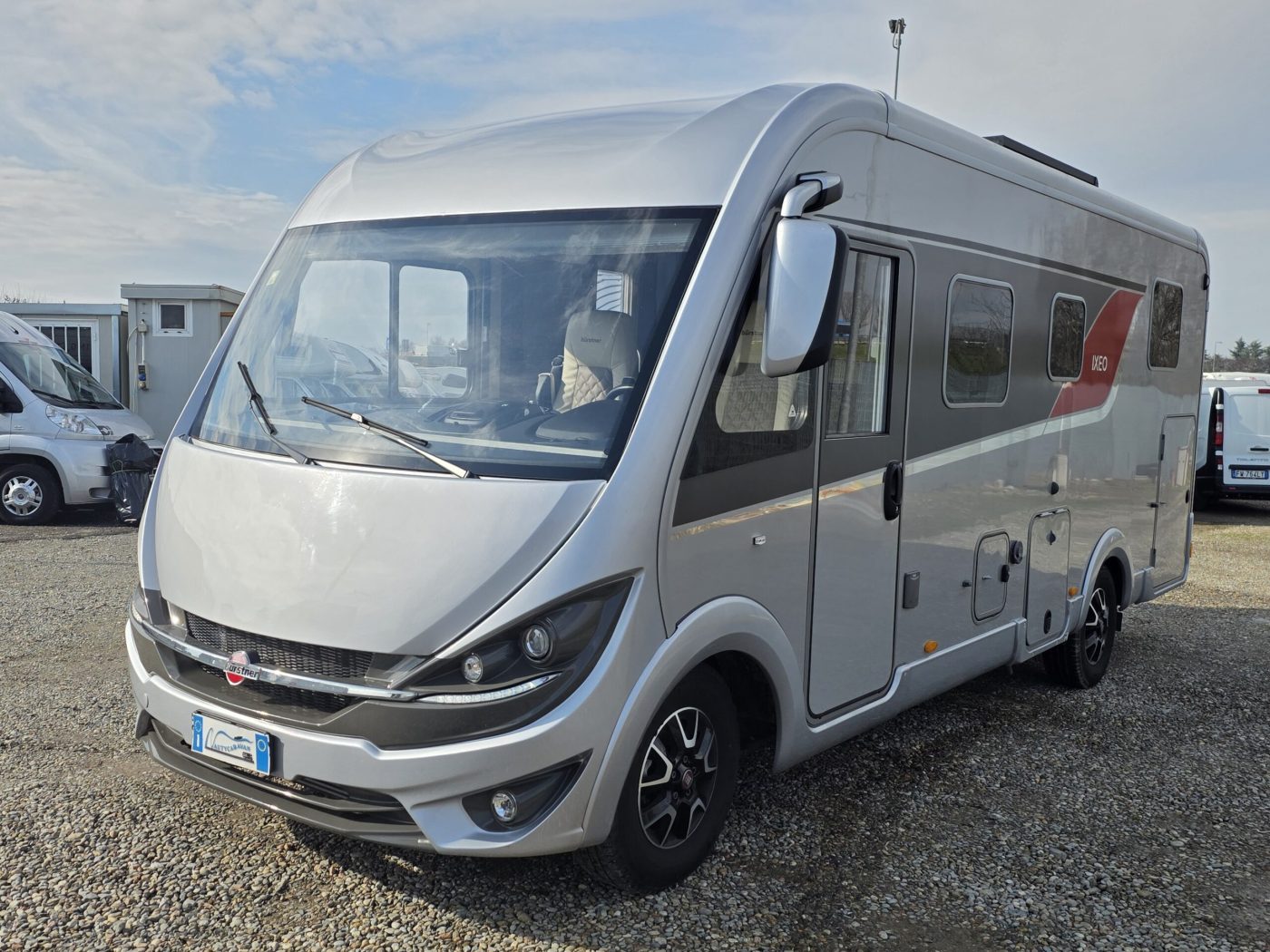 Motorhome Burstner Ixeo letto Nautico Km 13000 mt 699 - foto 4