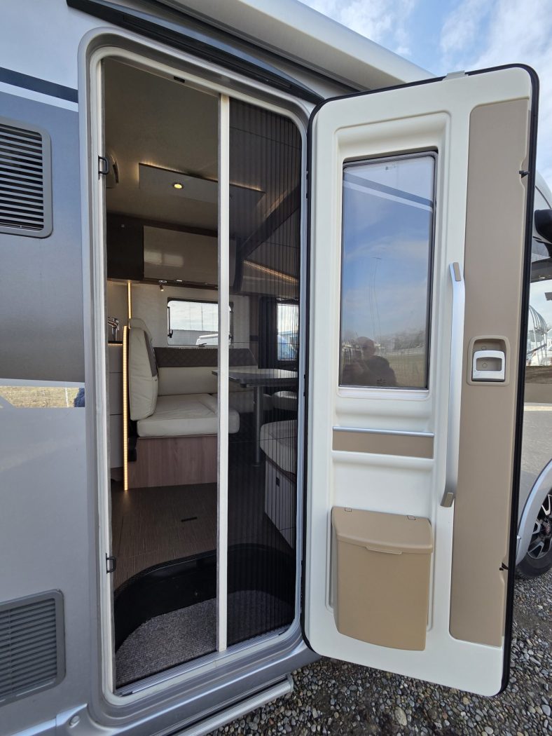 Motorhome Burstner Ixeo letto Nautico Km 13000 mt 699 - foto 6
