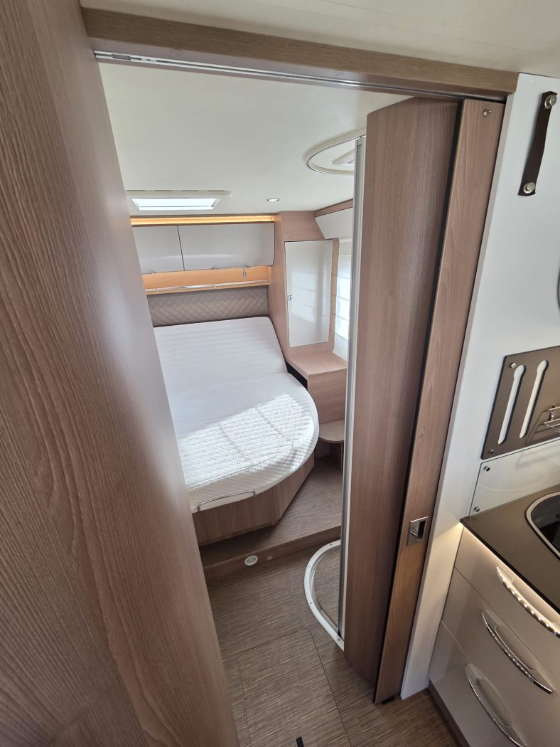 Motorhome Burstner Ixeo letto Nautico Km 13000 mt 699 - foto 14