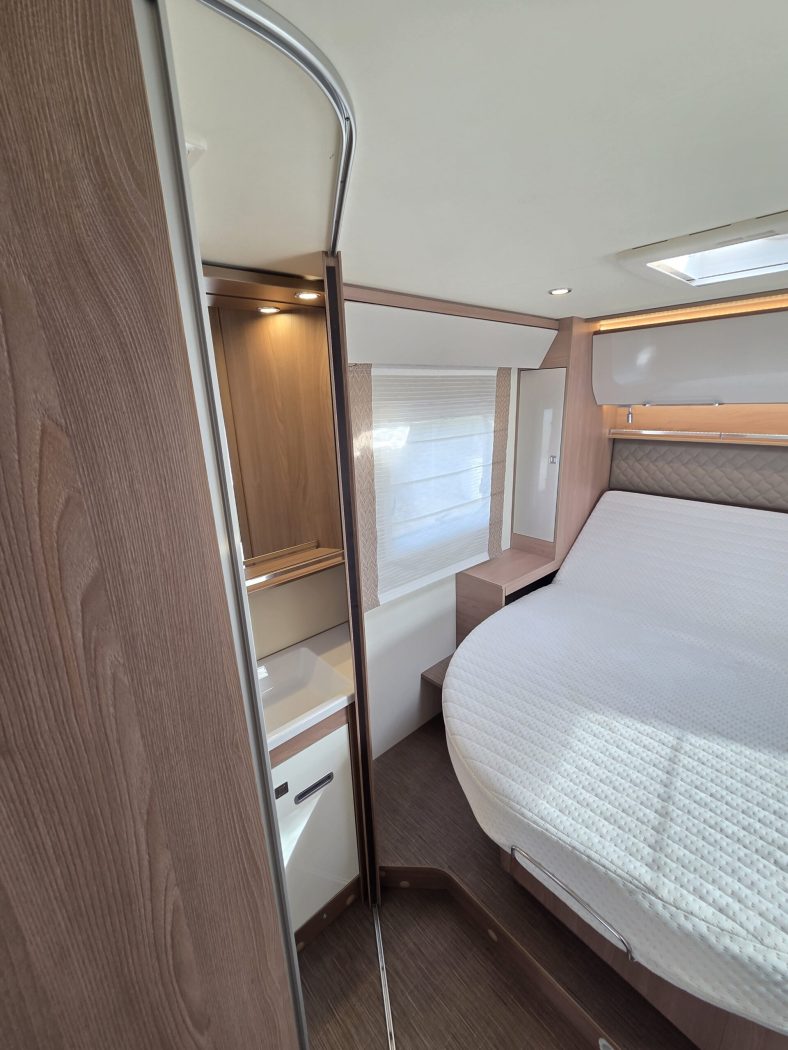 Motorhome Burstner Ixeo letto Nautico Km 13000 mt 699 - foto 15