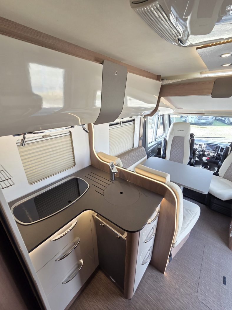 Motorhome Burstner Ixeo letto Nautico Km 13000 mt 699 - foto 23