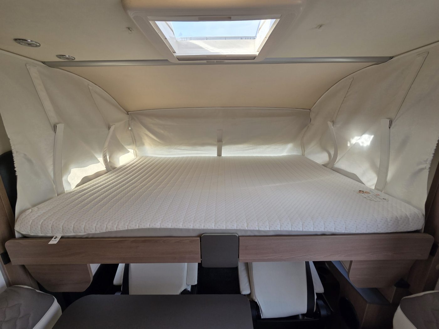 Motorhome Burstner Ixeo letto Nautico Km 13000 mt 699 - foto 26