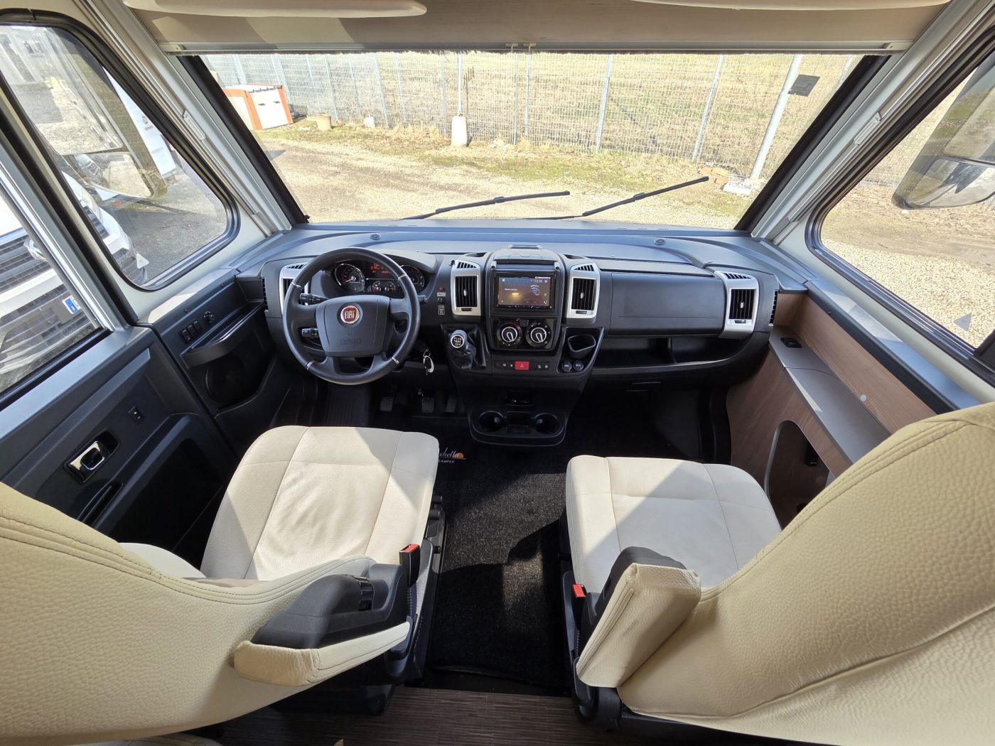 Motorhome Burstner Ixeo letto Nautico Km 13000 mt 699 - foto 27