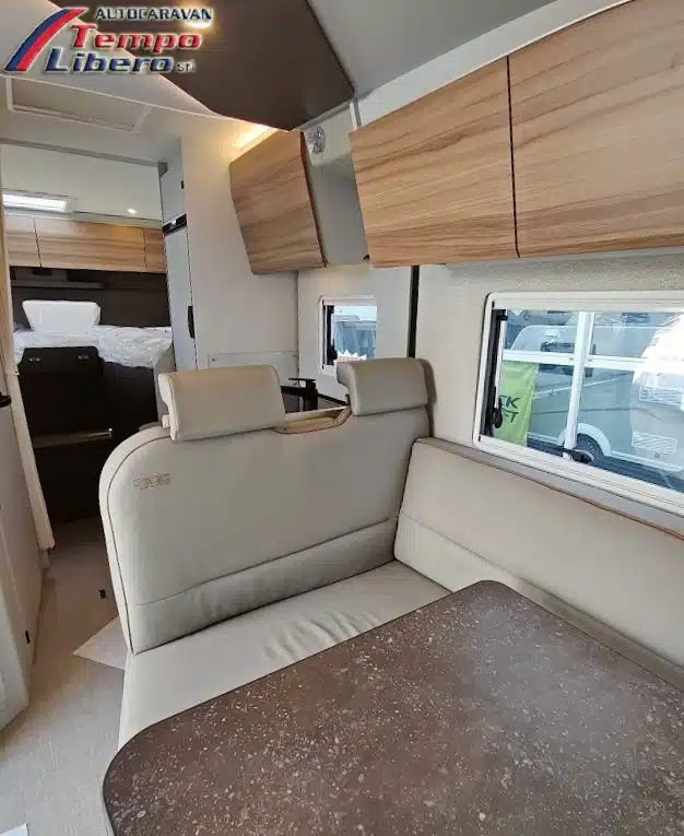 BURSTNER B66 TD 690 - foto 9
