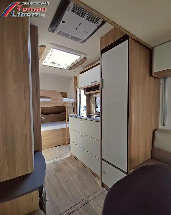 BURSTNER PREMIO 440 PLUS - foto 2