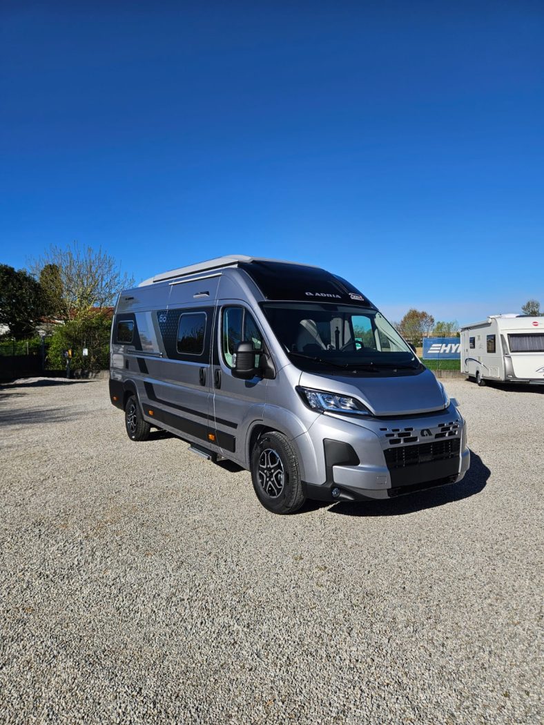 Furgonato ADRIA TWIN 640 SGX 60Y POPTOP | Zanini Camper