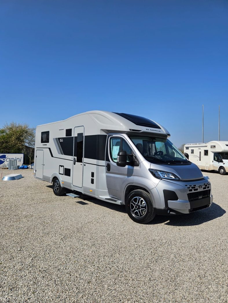 Semintegrale ADRIA MATRIX 670 SL 60 SELECTION | Zanini Camper