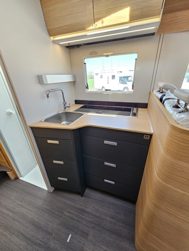 Semintegrale ADRIA MATRIX 670 SL 60 SELECTION | Zanini Camper - foto 12