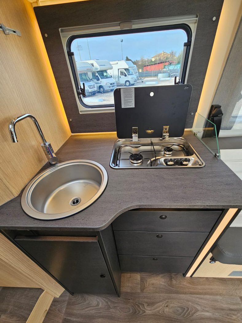 Semintegrale SUNLIGHT T 68C ADVENTURE EDITION | Zanini Camper - foto 10