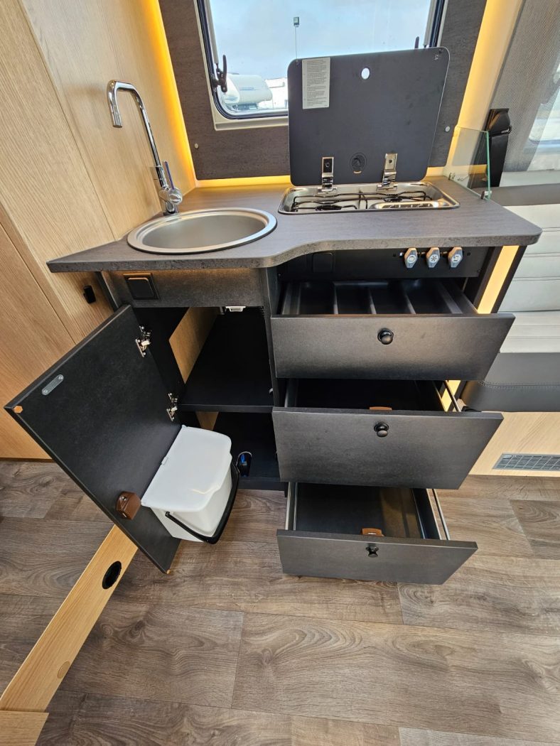Semintegrale SUNLIGHT T 68C ADVENTURE EDITION | Zanini Camper - foto 11