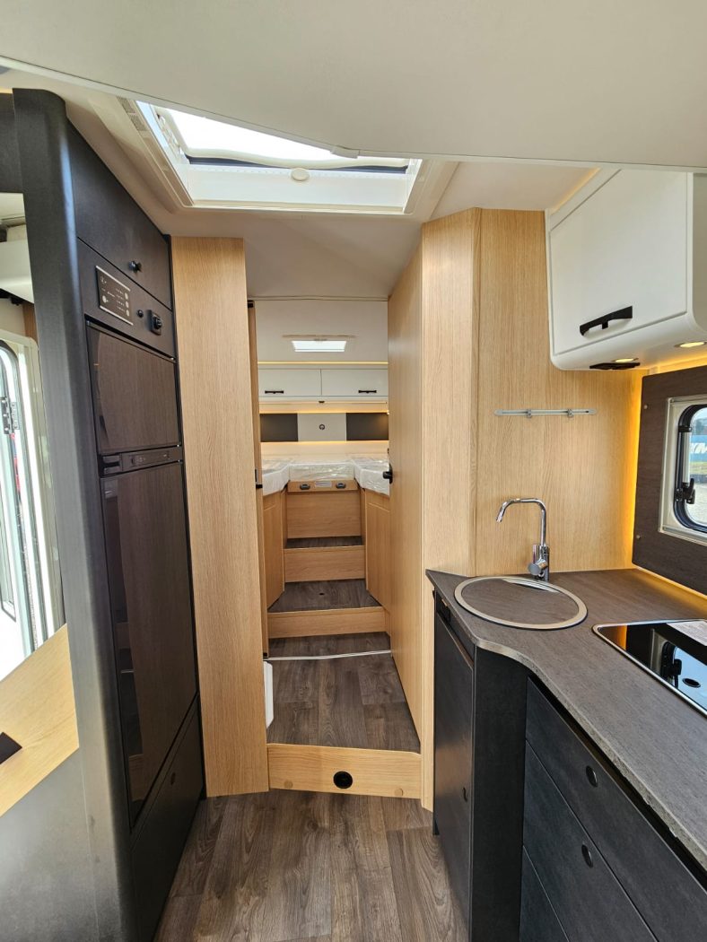 Semintegrale SUNLIGHT T 68C ADVENTURE EDITION | Zanini Camper - foto 14