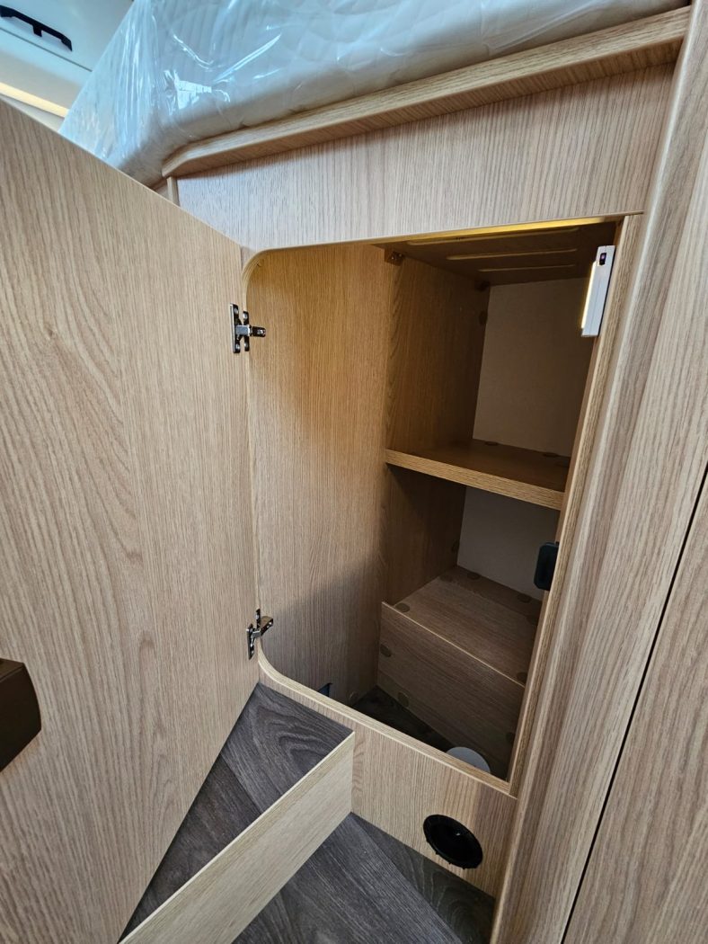 Semintegrale SUNLIGHT T 68C ADVENTURE EDITION | Zanini Camper - foto 21