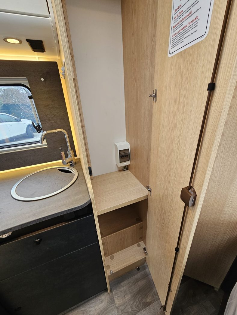 Semintegrale SUNLIGHT T 58 ADVENTURE EDITION | Zanini Camper - foto 16