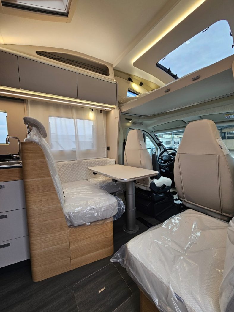 Mansardato ADRIA CORAL XL 660 SL 60Y | Zanini Camper - foto 6
