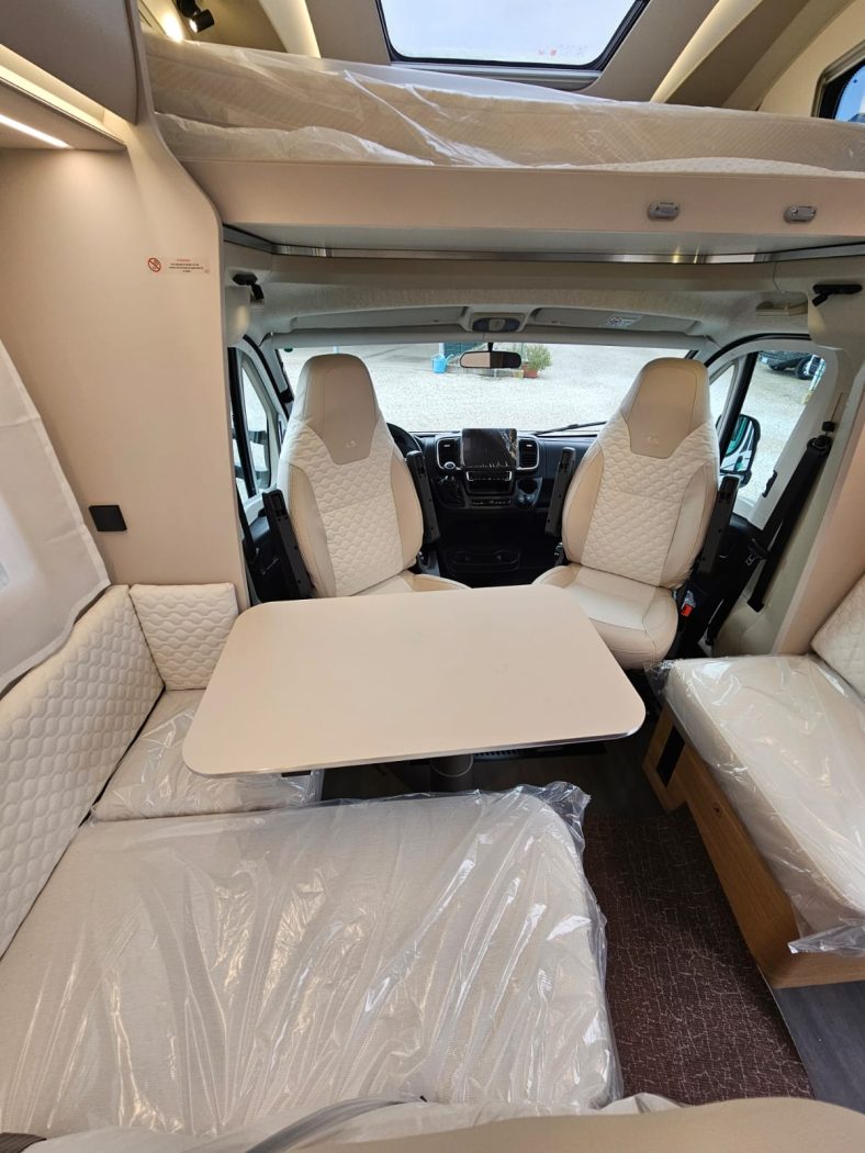 Mansardato ADRIA CORAL XL 660 SL 60Y | Zanini Camper - foto 7