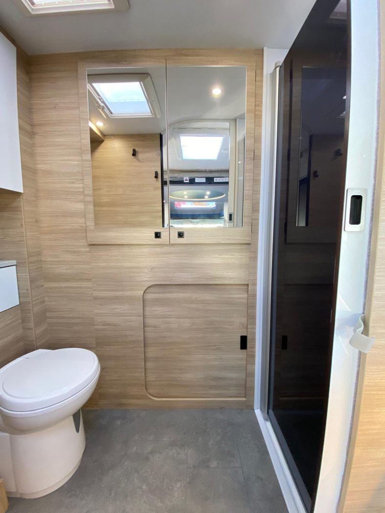 Semintegrale CHALLENGER 260 ULTIMATE EDITION - CAMBIO AUTOMATICO - | Zanini Camper - foto 16