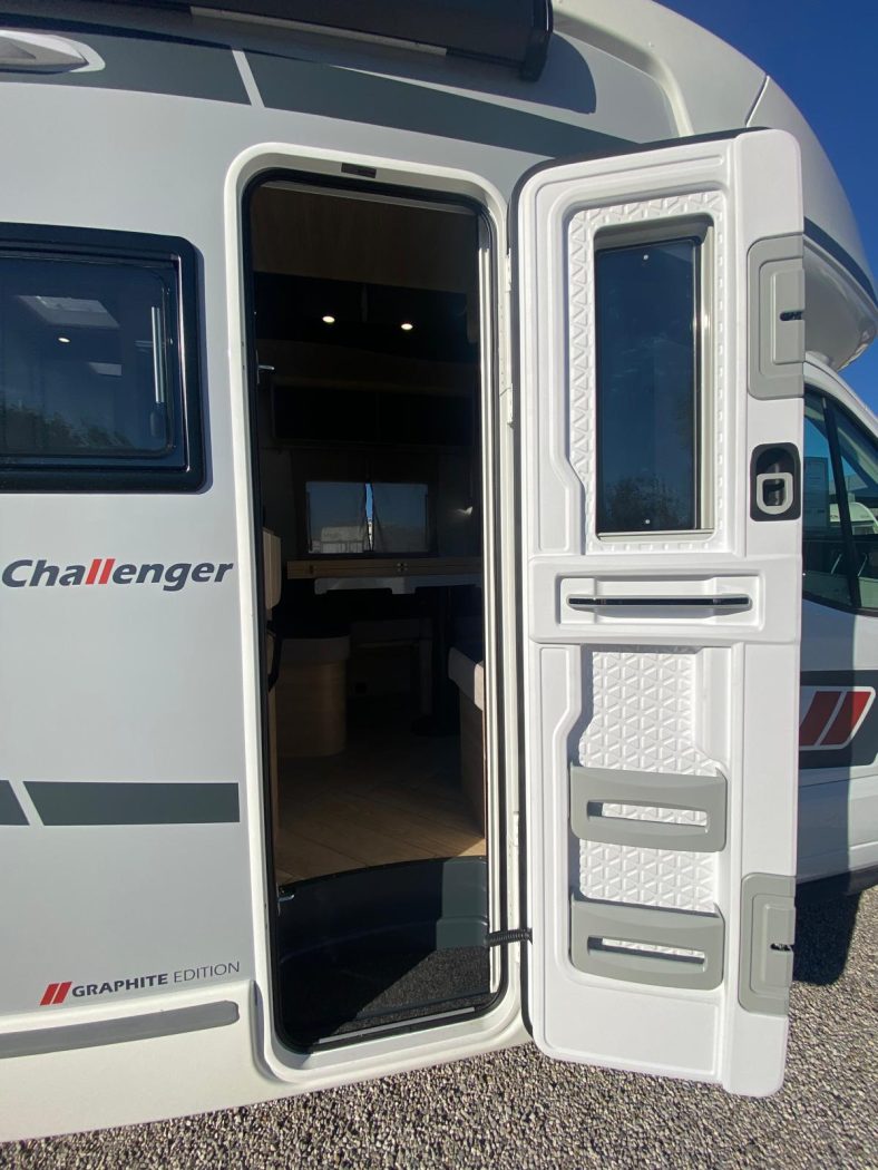 Semintegrale CHALLENGER 287 GRAPHITE EDITION | Zanini Camper - foto 7