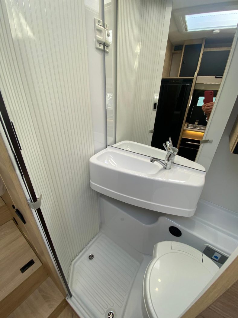 Semintegrale CHALLENGER 287 GRAPHITE EDITION | Zanini Camper - foto 17