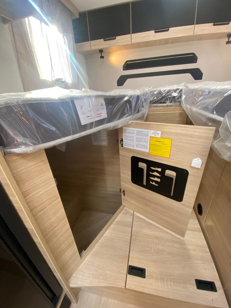 Semintegrale CHALLENGER 287 GRAPHITE EDITION | Zanini Camper - foto 23