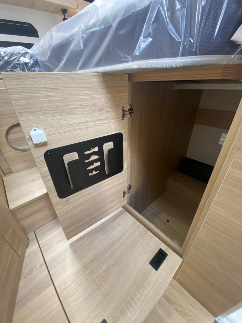 Semintegrale CHALLENGER 287 GRAPHITE EDITION | Zanini Camper - foto 24