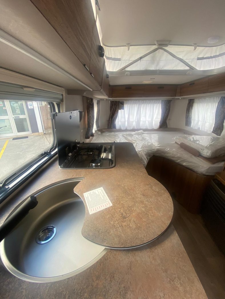 Eriba Touring 542 caravan nuovo in vendita - Zanini Camper - foto 17