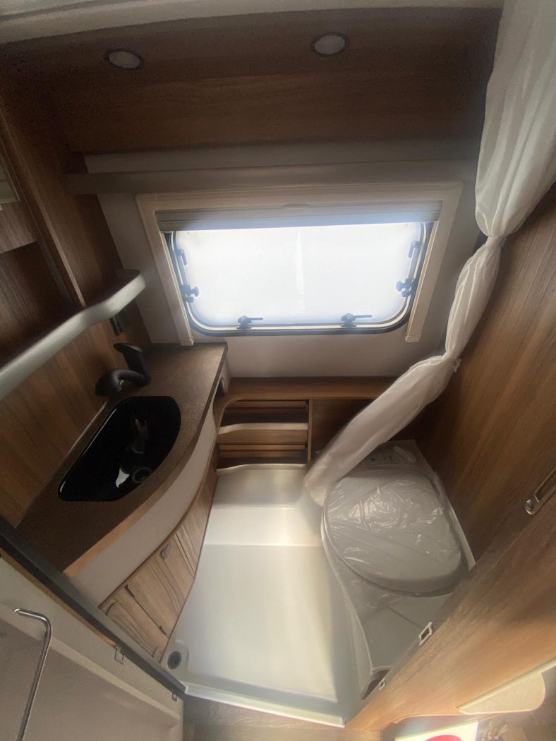 Eriba Touring 542 caravan nuovo in vendita - Zanini Camper - foto 21