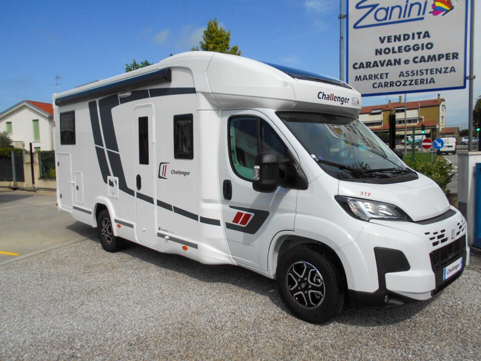 Camper semintegrale Challenger 317 Ultimate Edition 2026