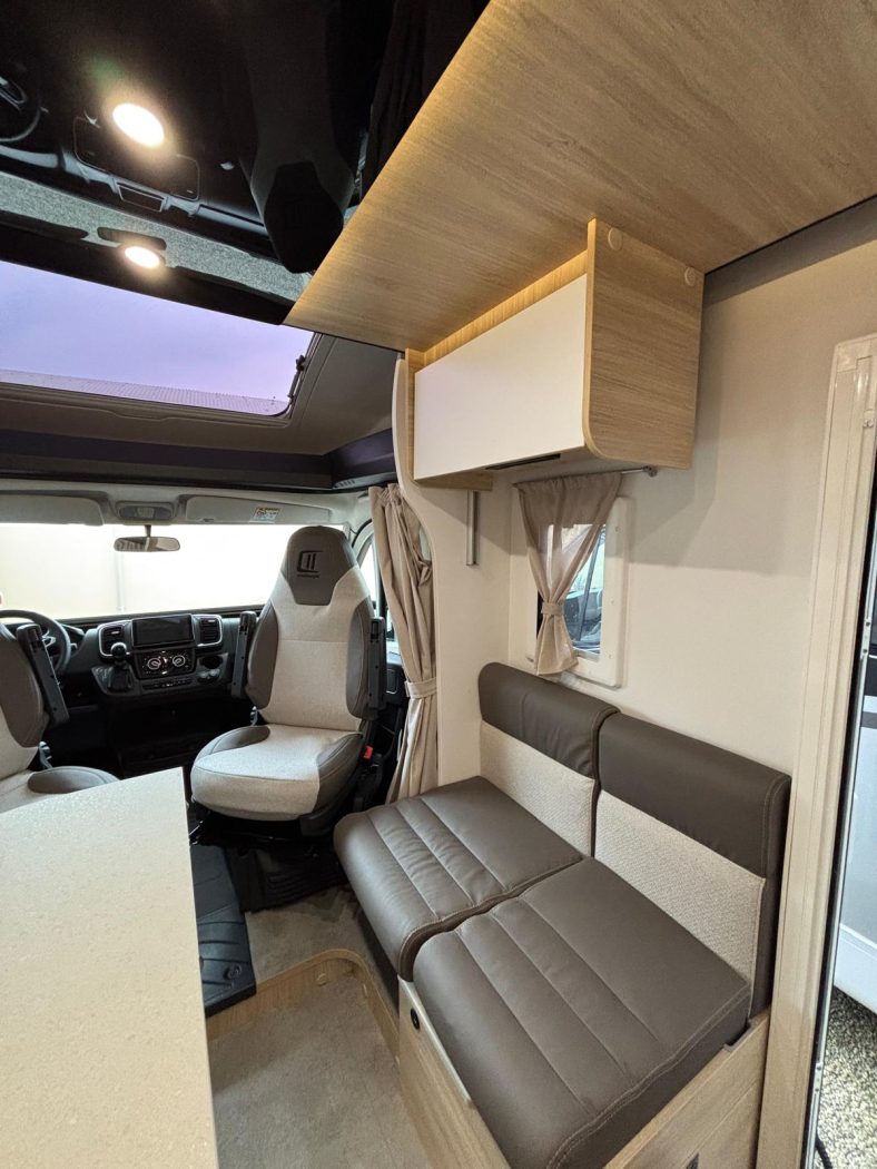 Camper semintegrale Challenger 317 Ultimate Edition 2026 - foto 9