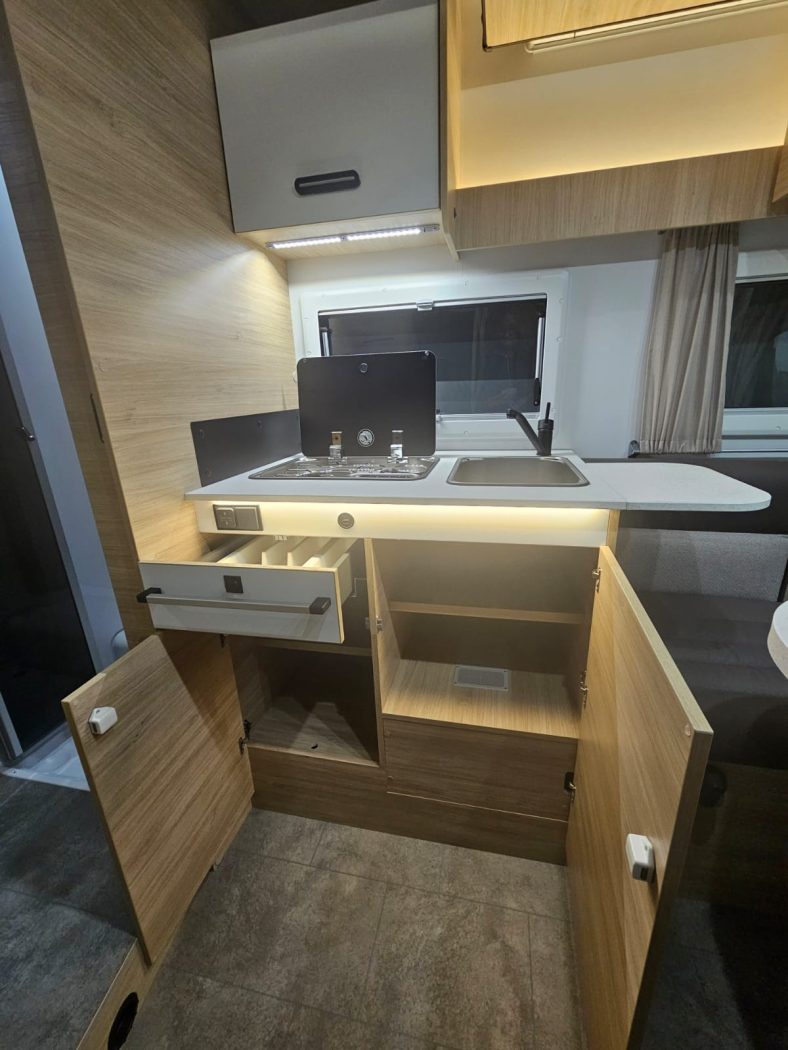 Camper semintegrale Challenger 317 Ultimate Edition 2026 - foto 13