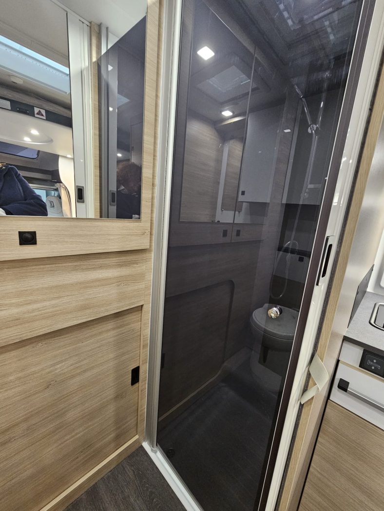 Semintegrale CHALLENGER 250 BREAK EDITION | Zanini Camper - foto 19