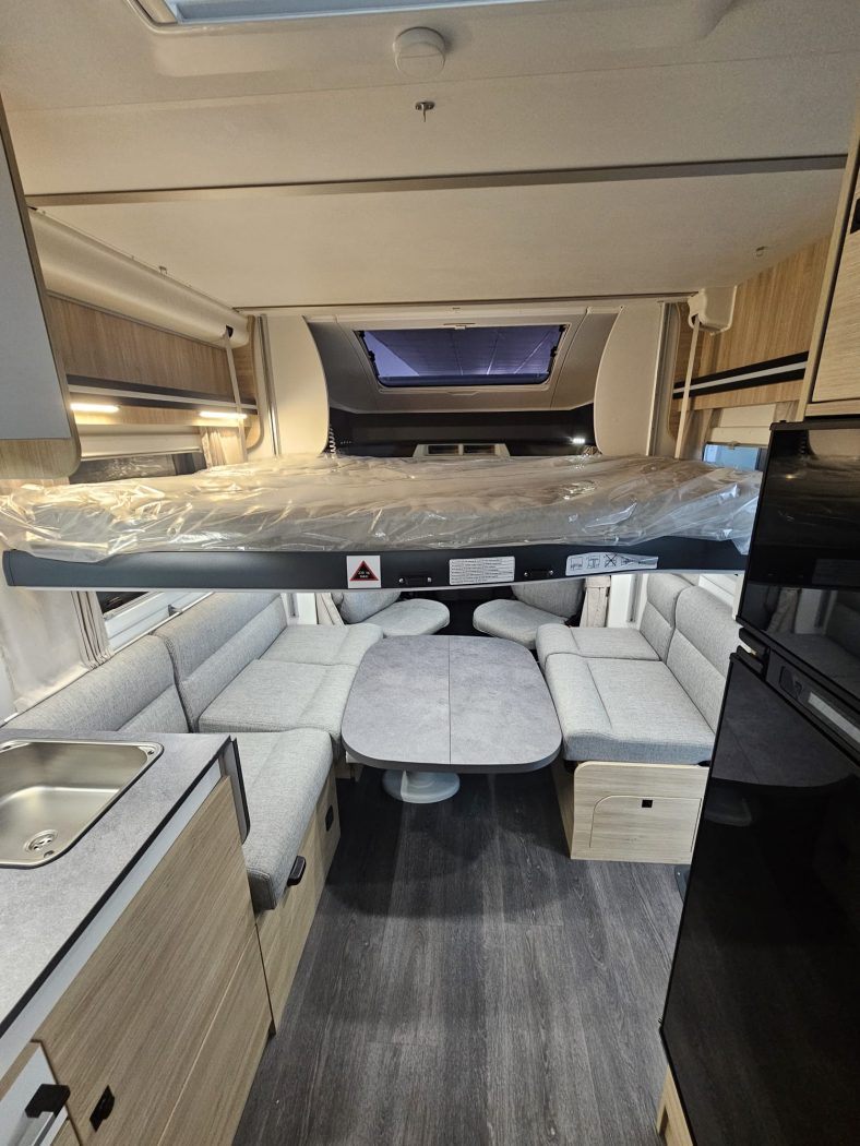 Semintegrale CHALLENGER 250 BREAK EDITION | Zanini Camper - foto 21