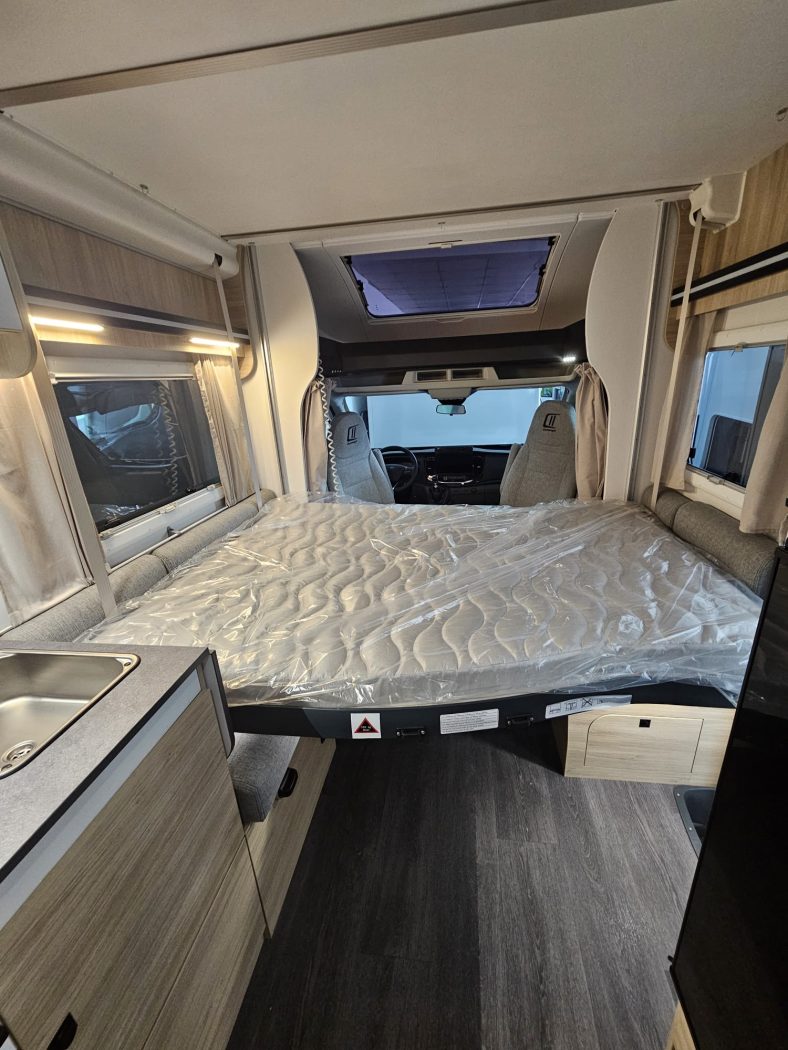 Semintegrale CHALLENGER 250 BREAK EDITION | Zanini Camper - foto 22