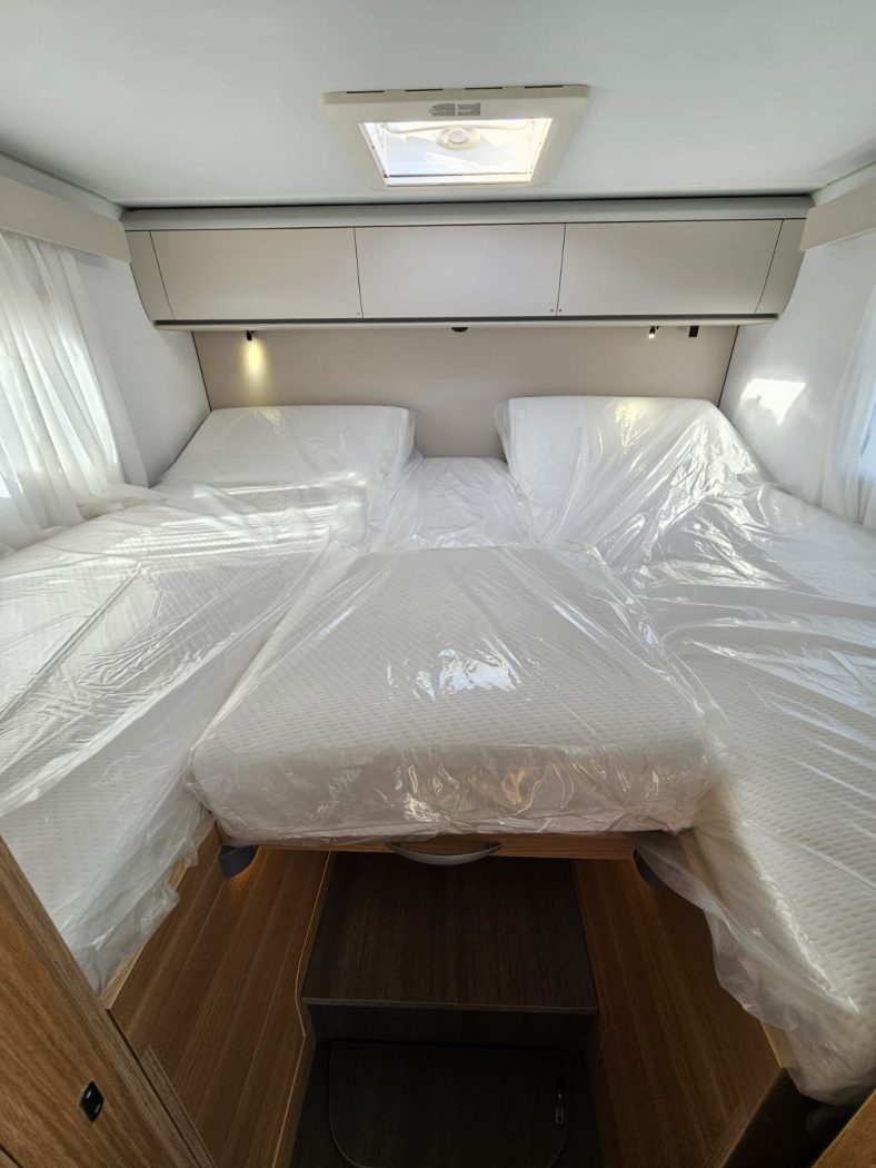 Semintegrale ADRIA MATRIX AXESS 670 SL + "PRONTI A PARTIRE" - foto 19