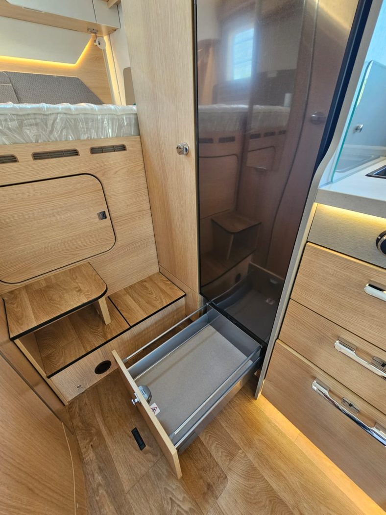 Semintegrale HYMER B-MC T 550 - PRONTA CONSEGNA | Zanini Camper - foto 18