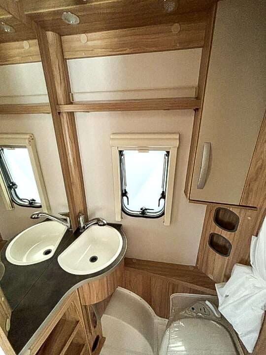 Caravan ERIBA NOVALIGHT 470 - LETTI GEMELLI | Zanini Camper - foto 12
