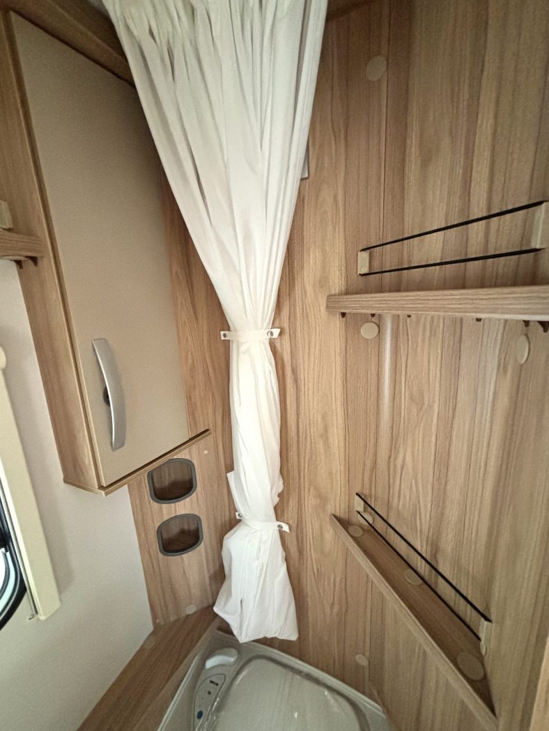 Caravan ERIBA NOVALIGHT 470 - LETTI GEMELLI | Zanini Camper - foto 13