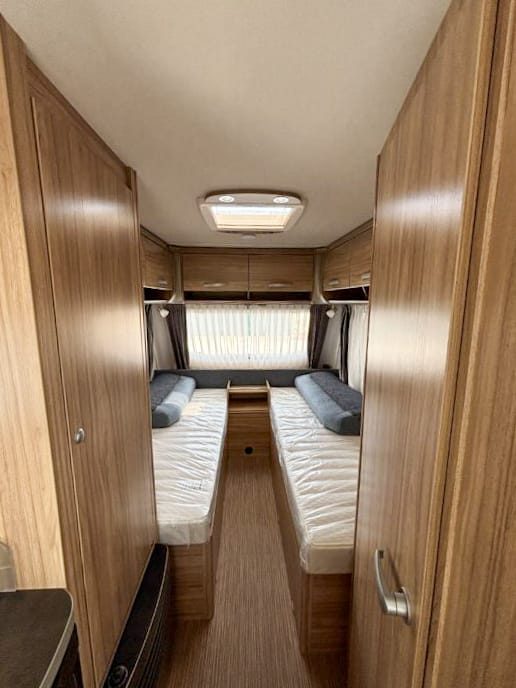 Caravan ERIBA NOVALIGHT 470 - LETTI GEMELLI | Zanini Camper - foto 14