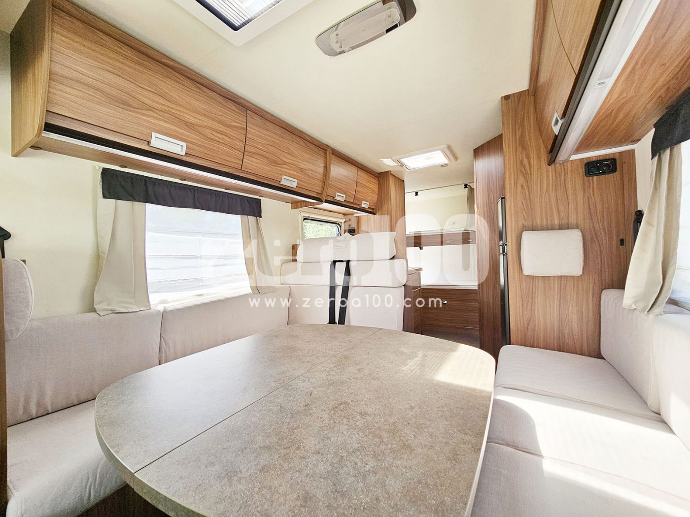 Camper Motorhome Itineo SB 720 – 6 posti - foto 19