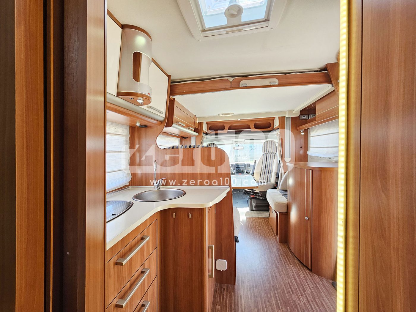 Camper Semintegrale Laika x715 R - foto 24